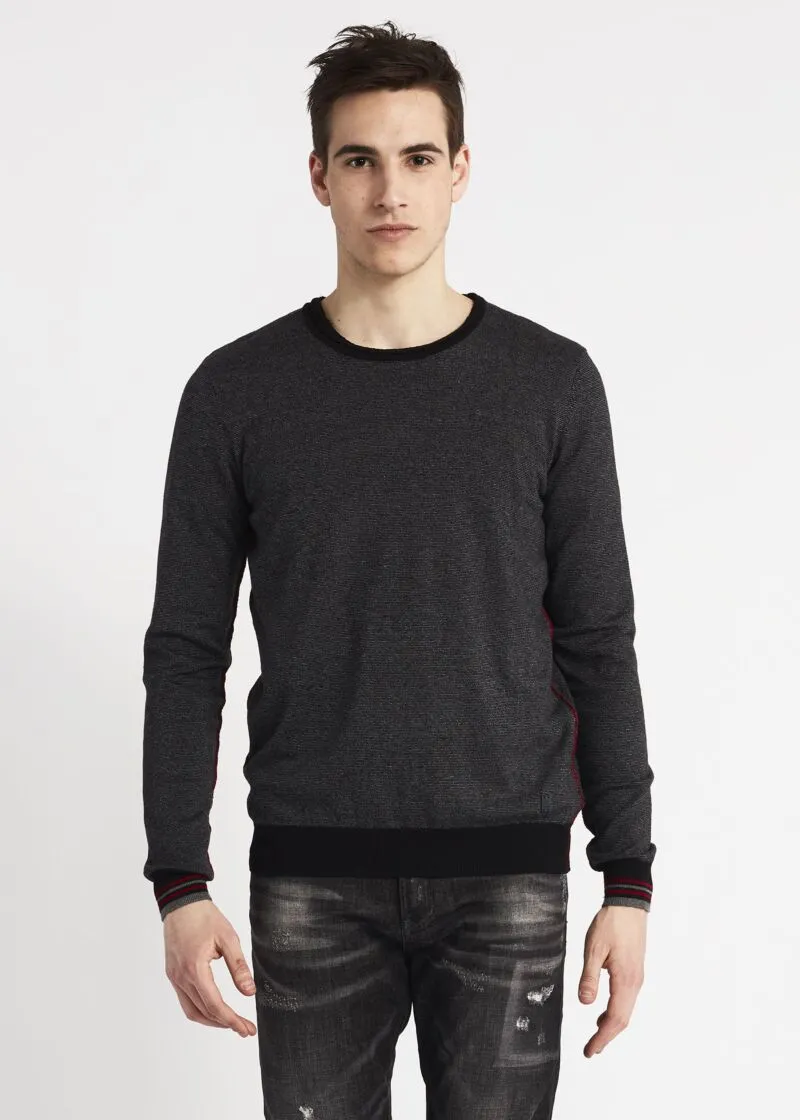 Maglia con polsini rigati